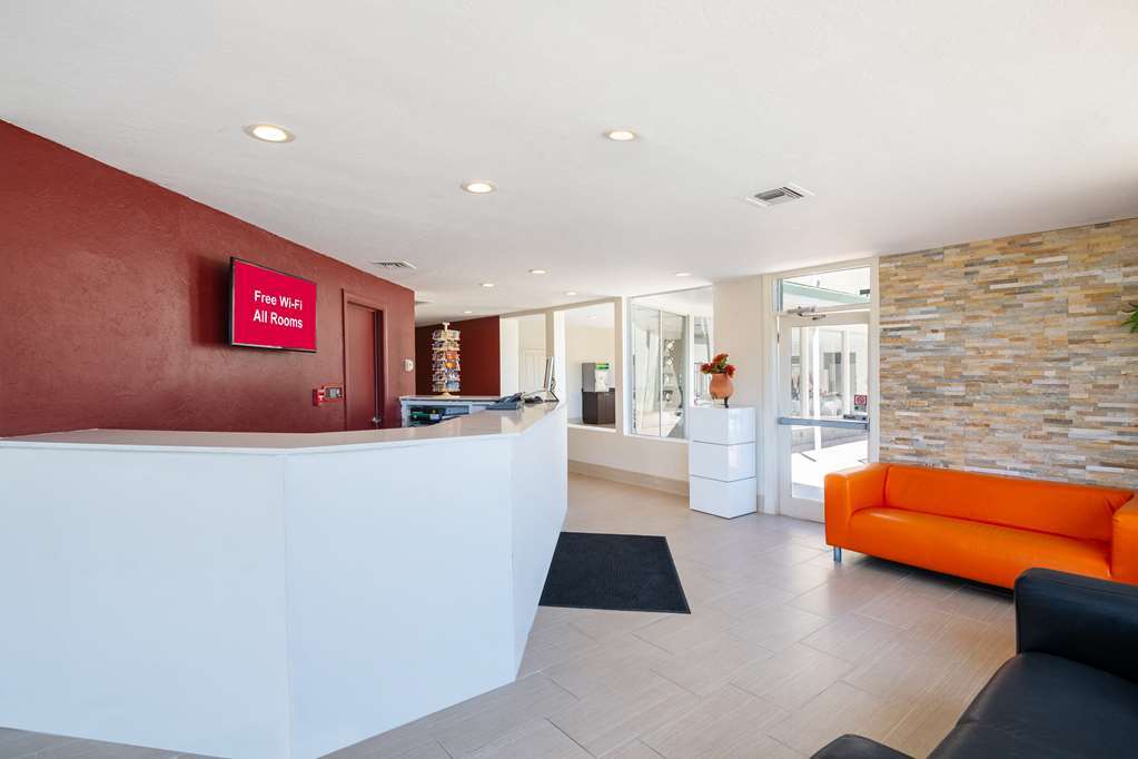 Red Roof Downtown - Motel 2*